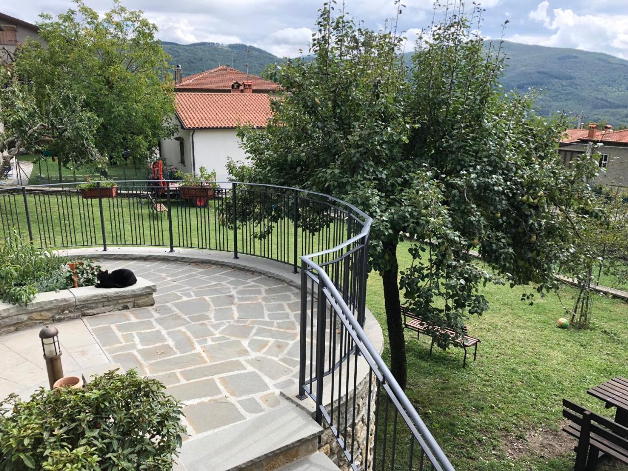 Albergo Ristorante Letizia Chiusi della Verna Exterior foto